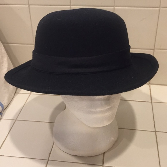 Arlin | Accessories | Arlin Bucket Style Hat 0 Wool Made In  display picture 1